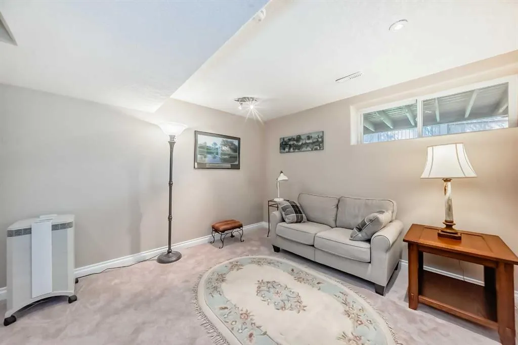 70 Dover Mews SE