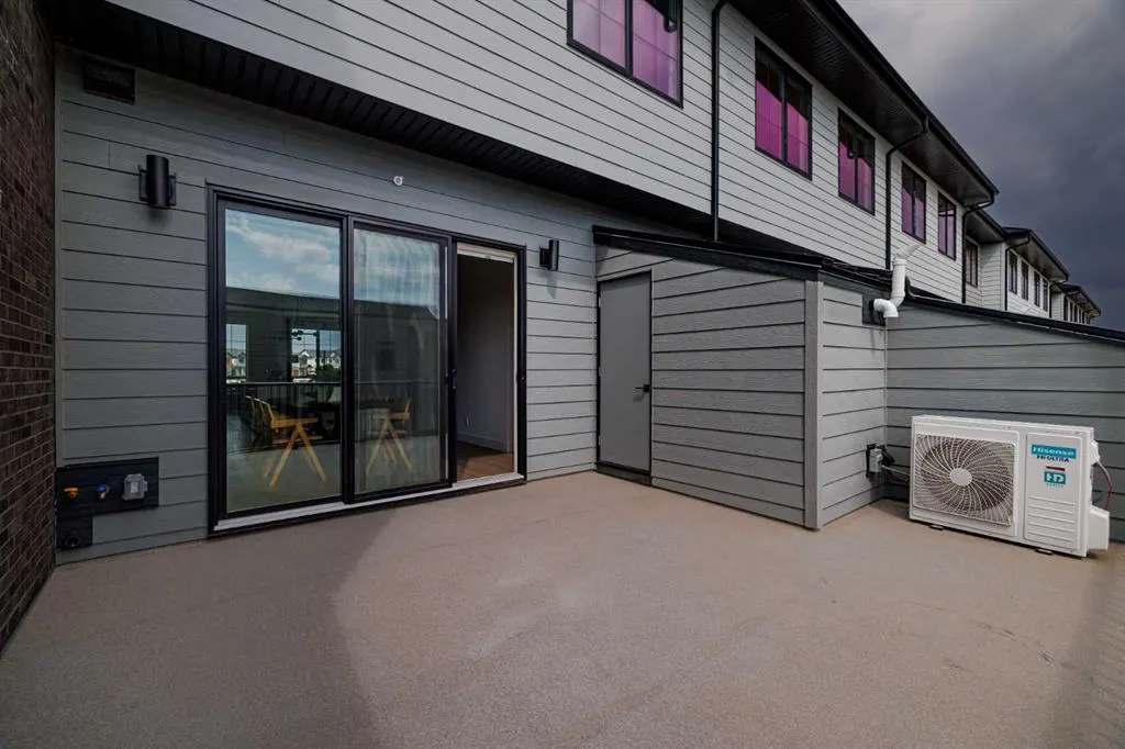 12 Greenwich Heath NW