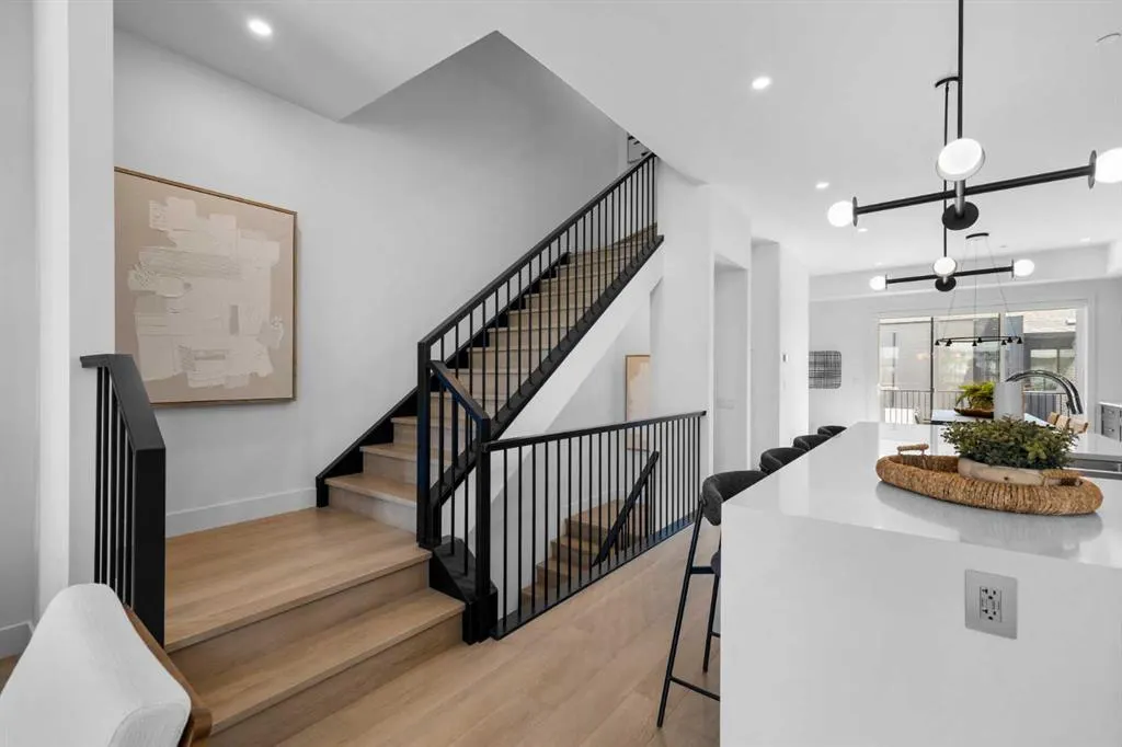 12 Greenwich Heath NW