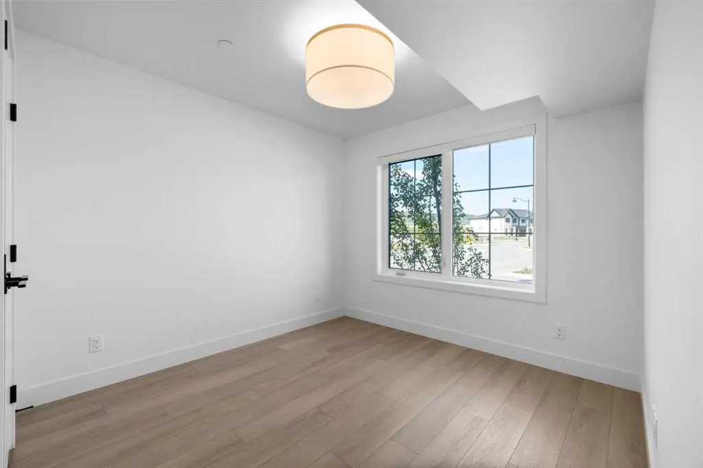 12 Greenwich Heath NW