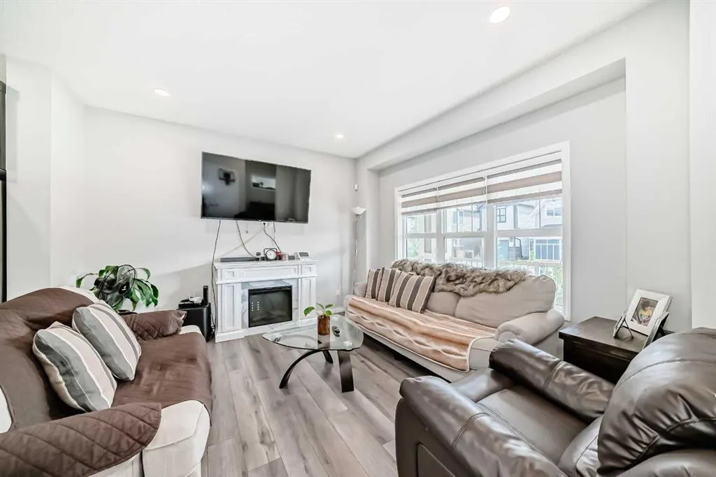 127 Masters Street SE