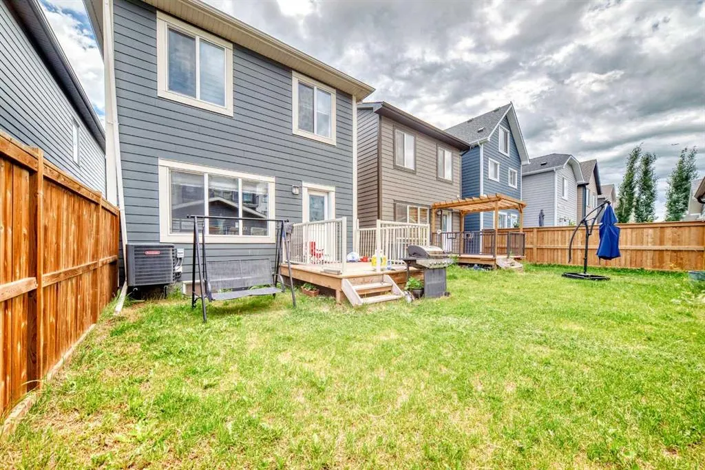 127 Masters Street SE