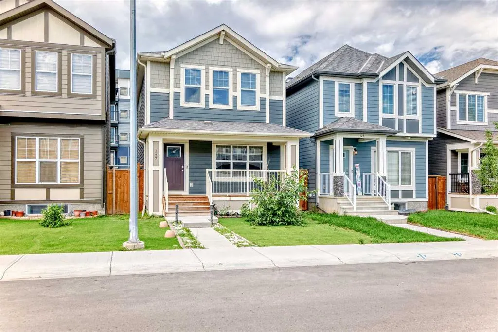 127 Masters Street SE