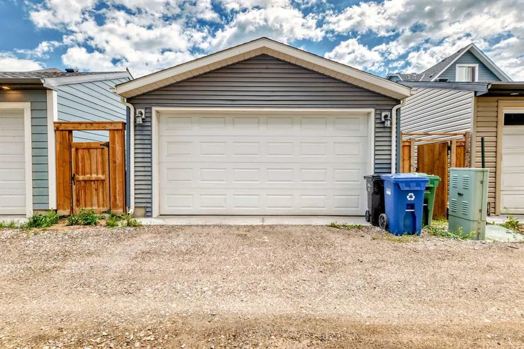 127 Masters Street SE