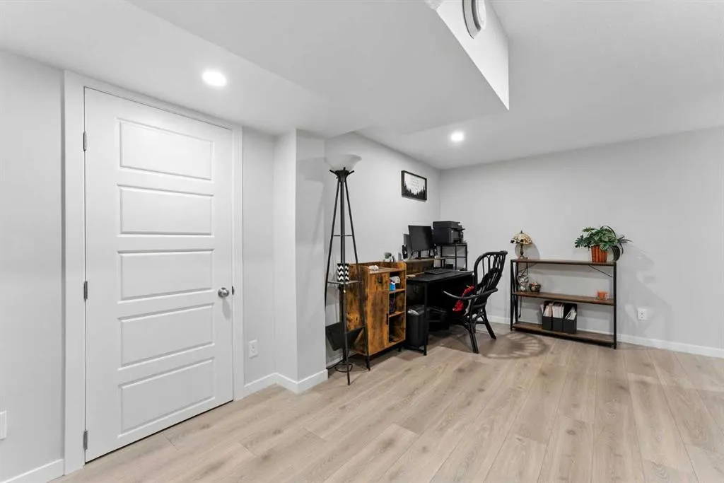 250 Fireside View, #1004