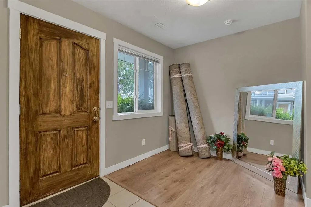 112 Skyview Ranch Gardens NE
