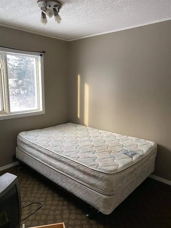124 Singer Drive