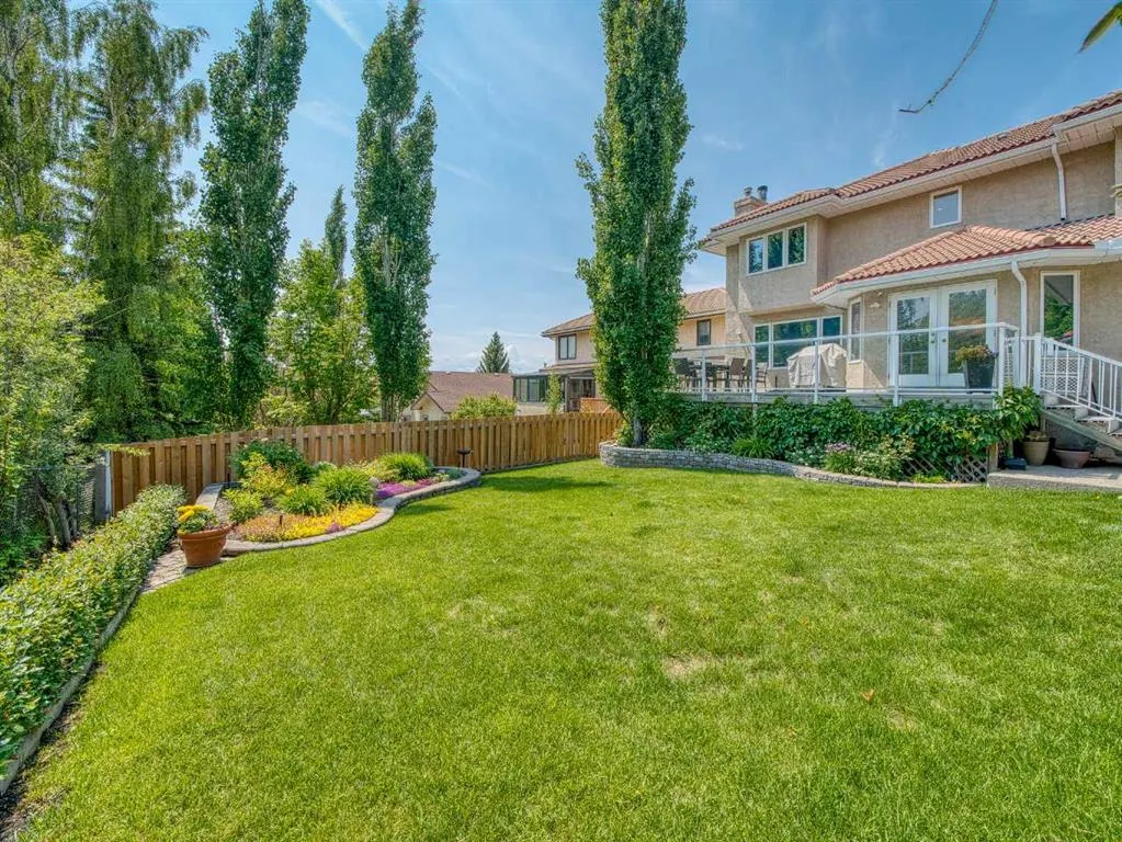 146 Edgeview Road NW