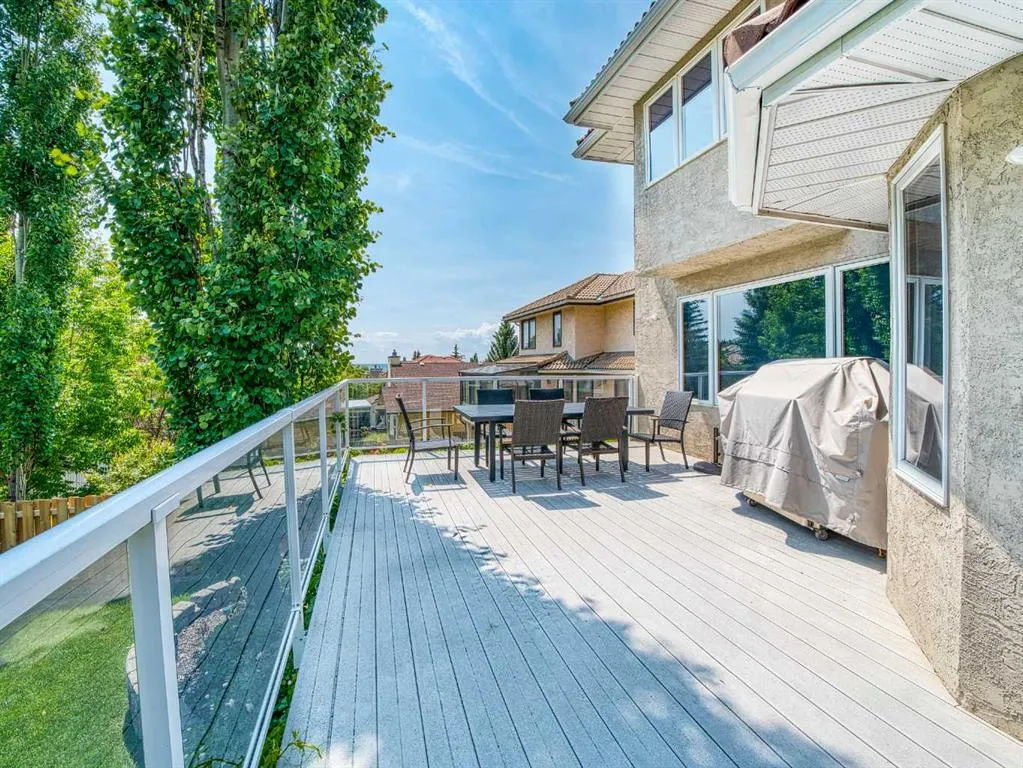 146 Edgeview Road NW