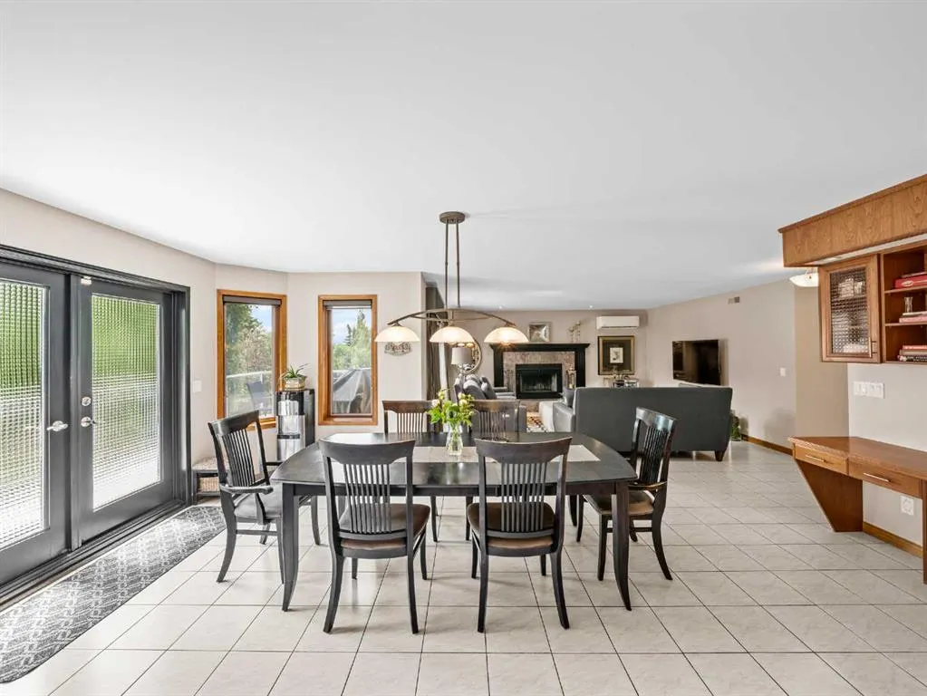146 Edgeview Road NW