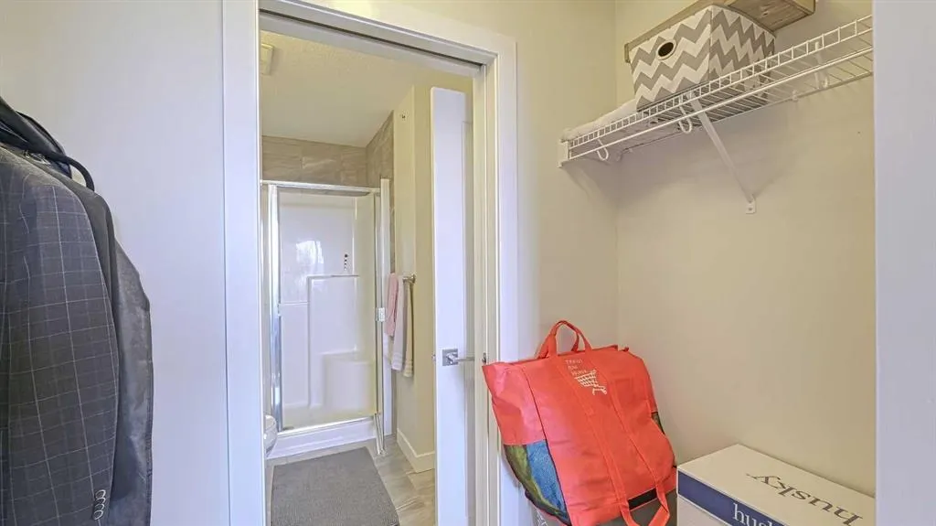 300 Auburn Meadows Manor SE, #403