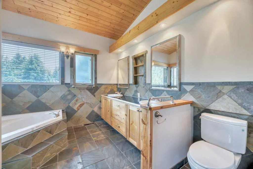 764 East Chestermere Drive