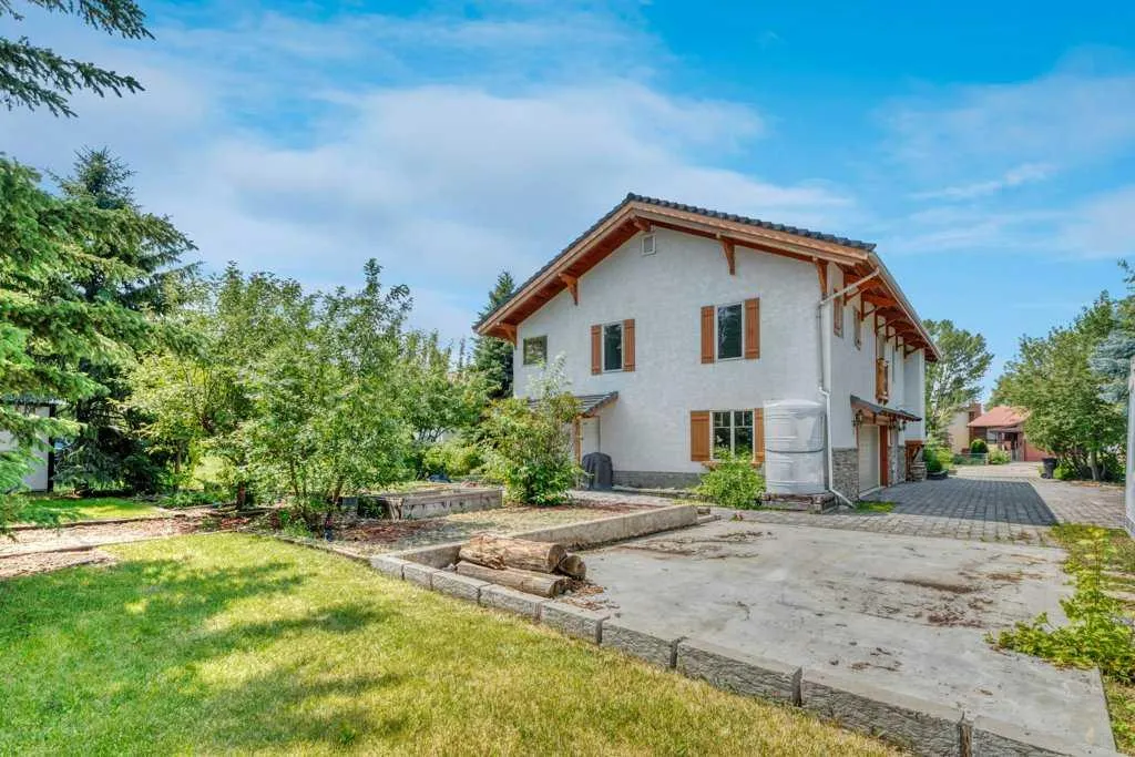 764 East Chestermere Drive