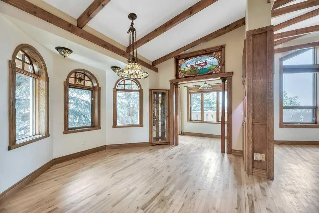 764 East Chestermere Drive