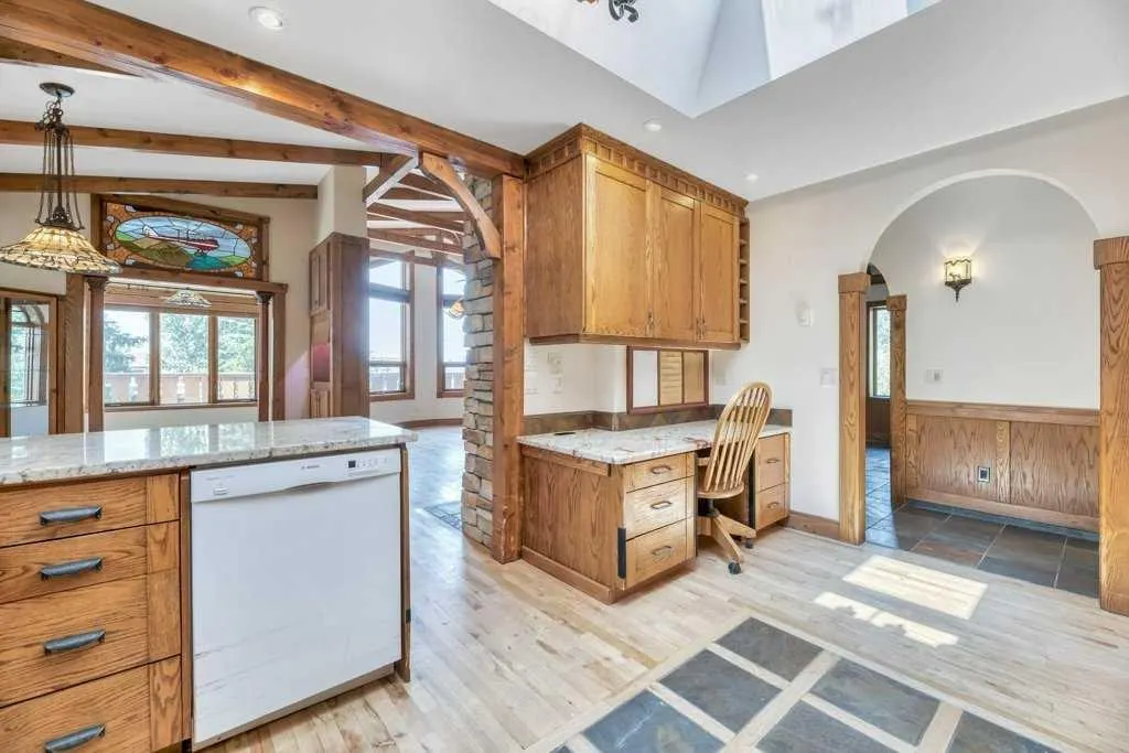 764 East Chestermere Drive