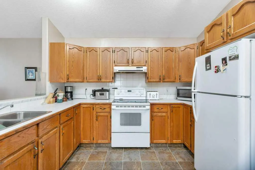 40 Country Ridge Close