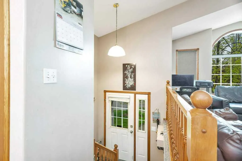 40 Country Ridge Close