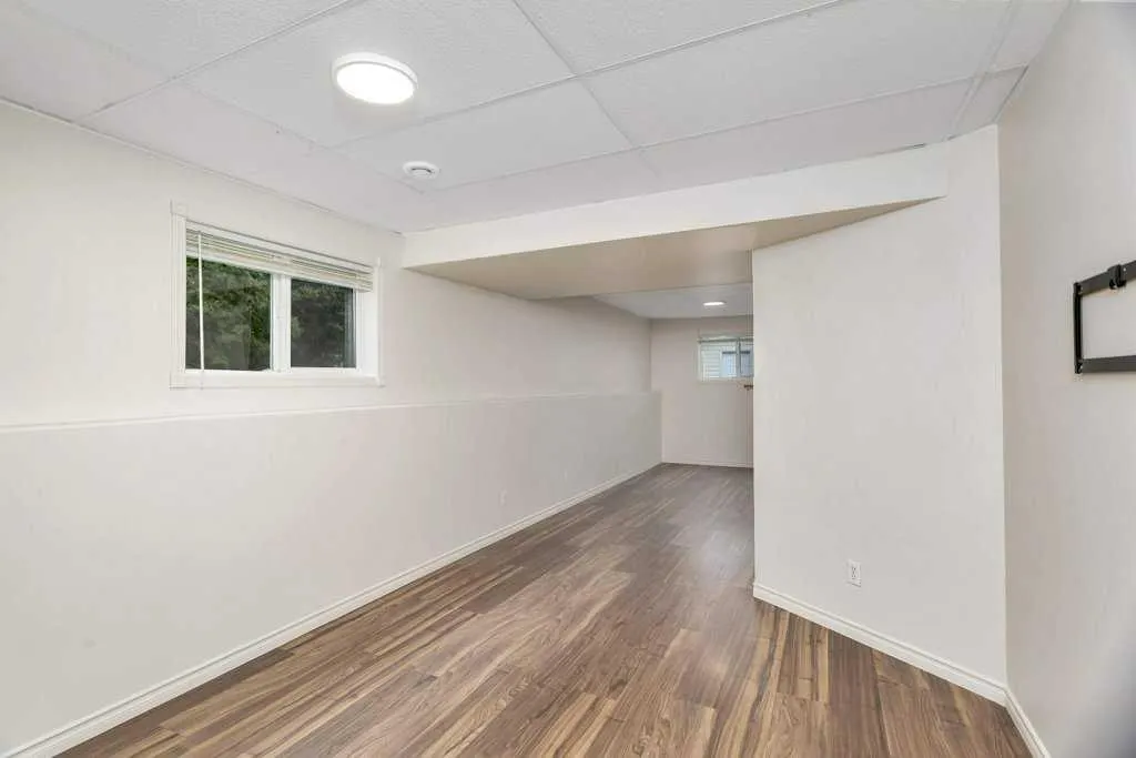 40 Country Ridge Close
