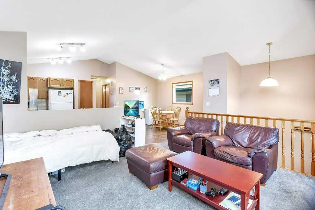 40 Country Ridge Close