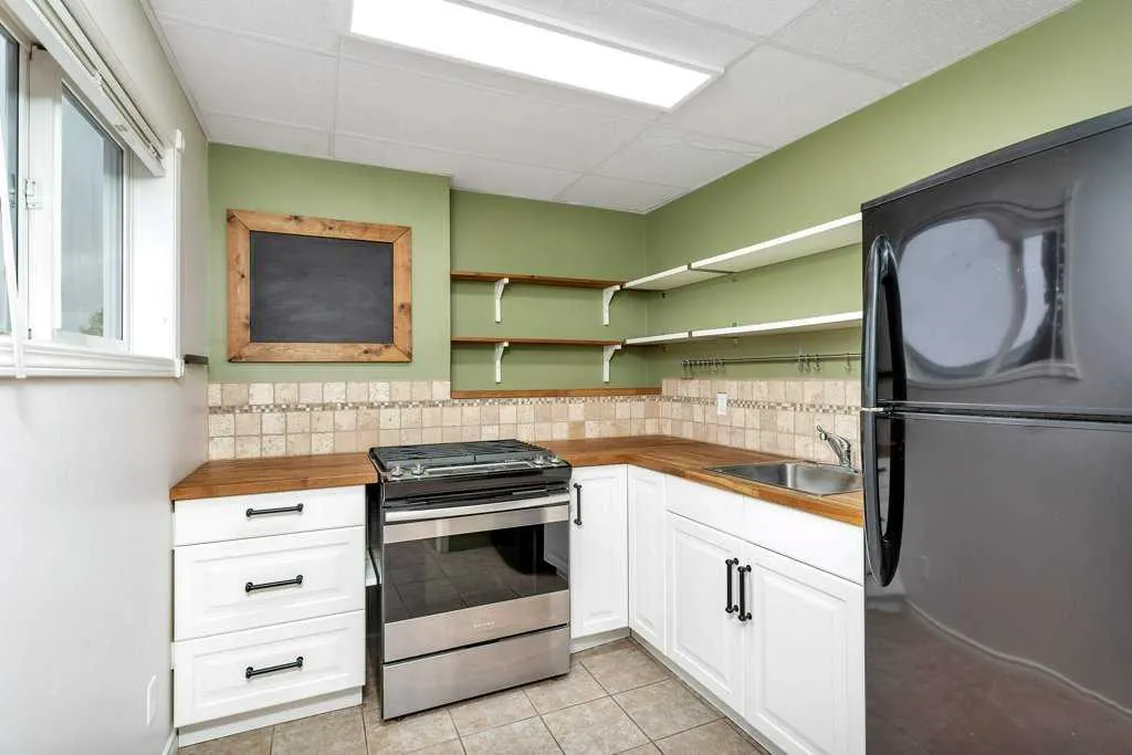 40 Country Ridge Close
