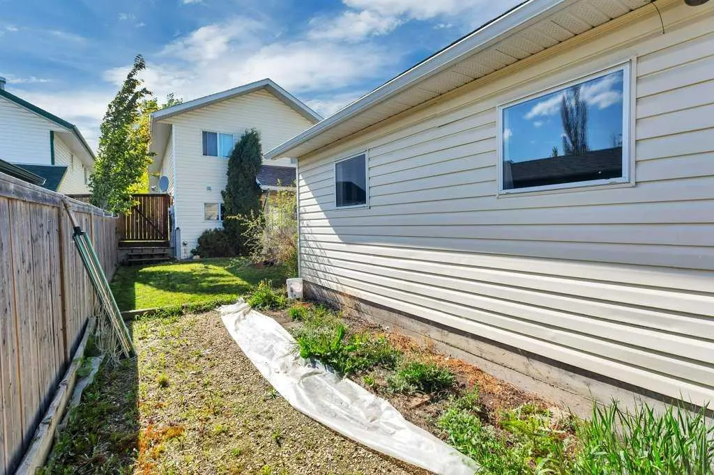 40 Country Ridge Close