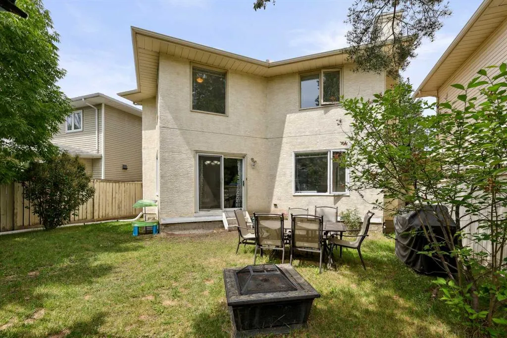 69 Mckenzie Place SE