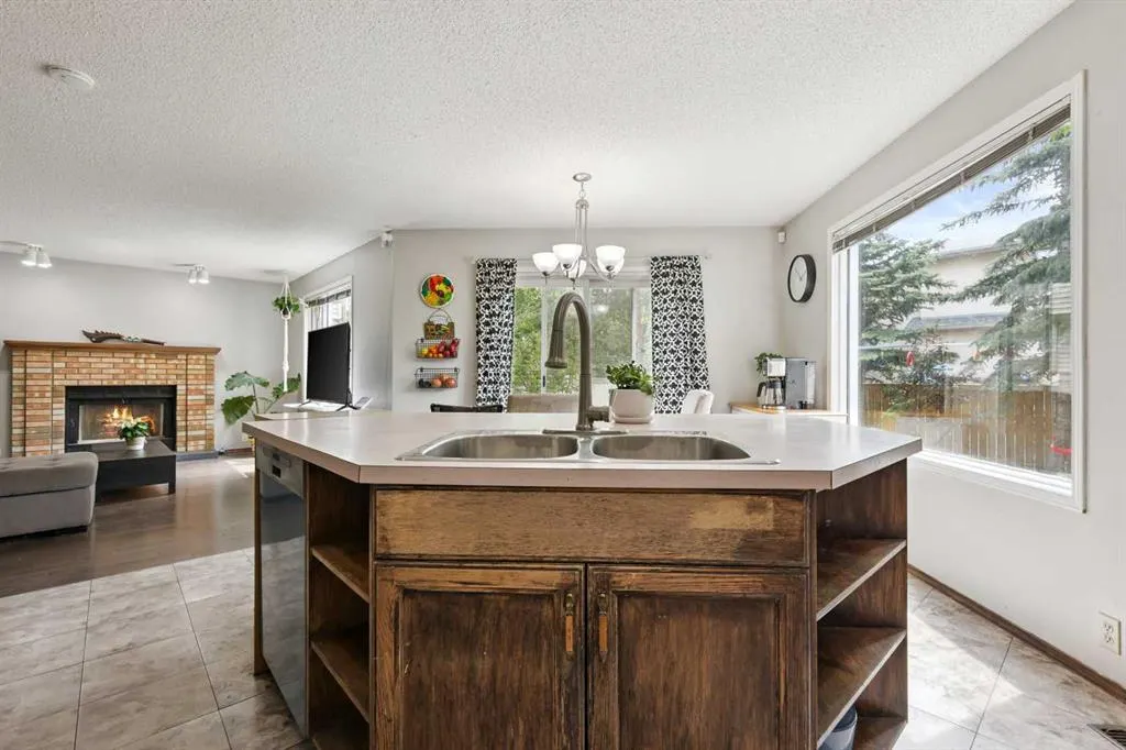 69 Mckenzie Place SE