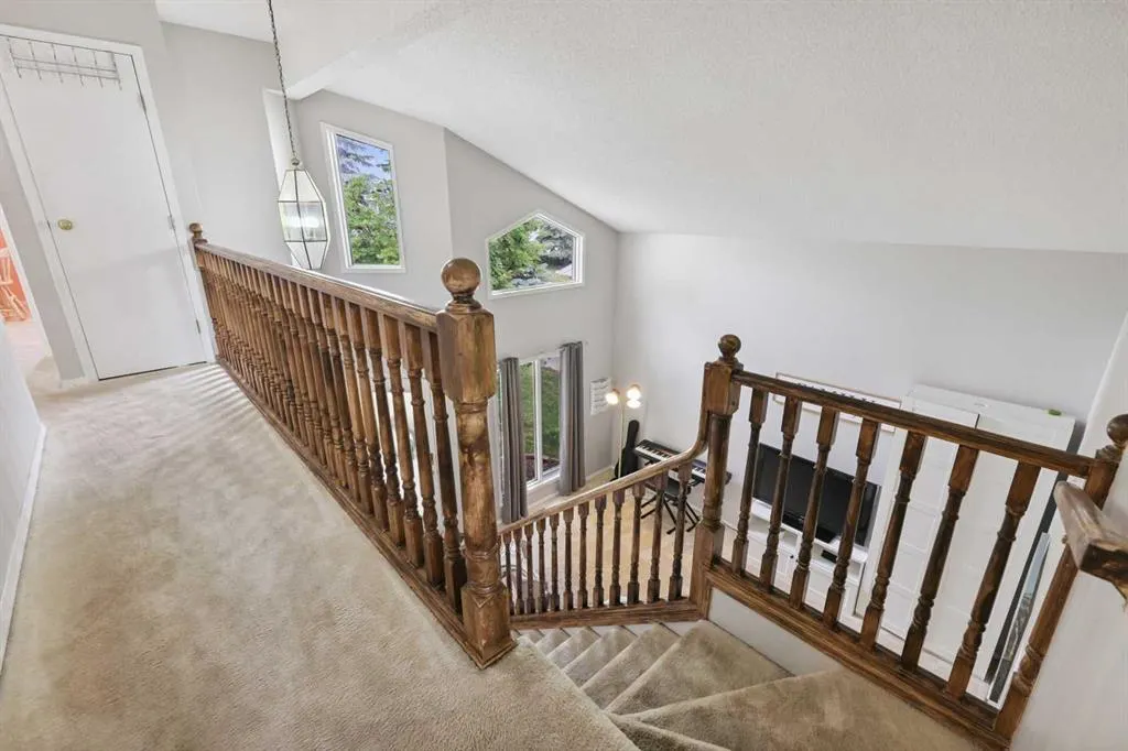69 Mckenzie Place SE