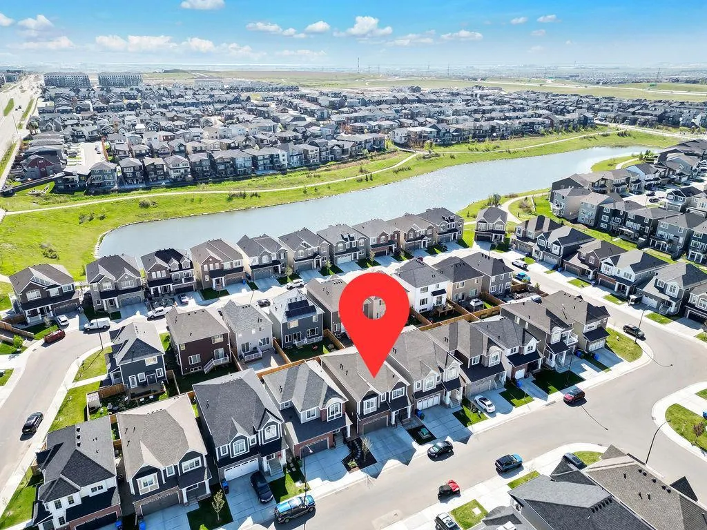 165 Carrington Close NW
