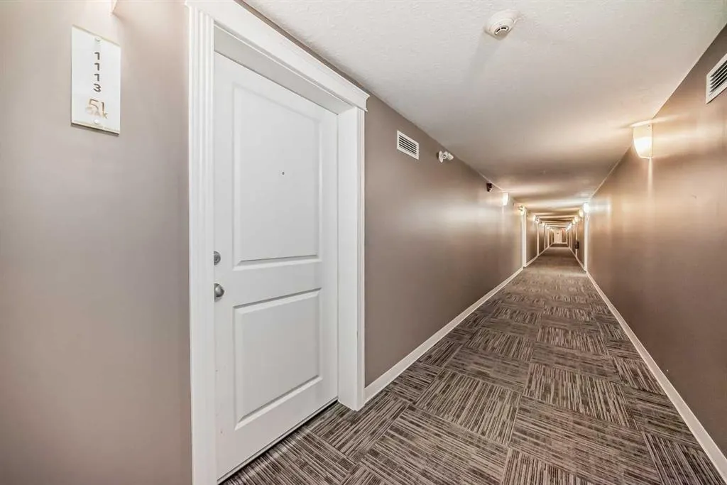 11 Mahogany Row SE, #1113