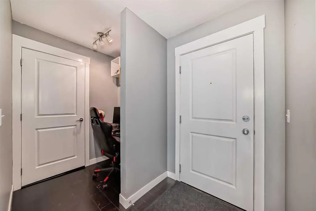 11 Mahogany Row SE, #1113