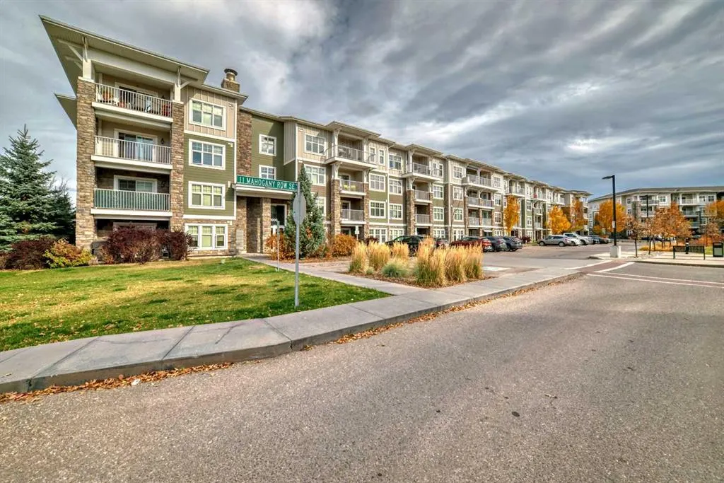 11 Mahogany Row SE, #1113