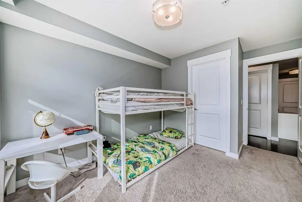 11 Mahogany Row SE, #1113