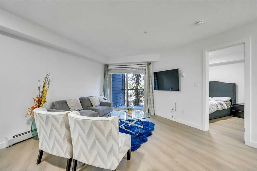 7180 80 Avenue NE, #220
