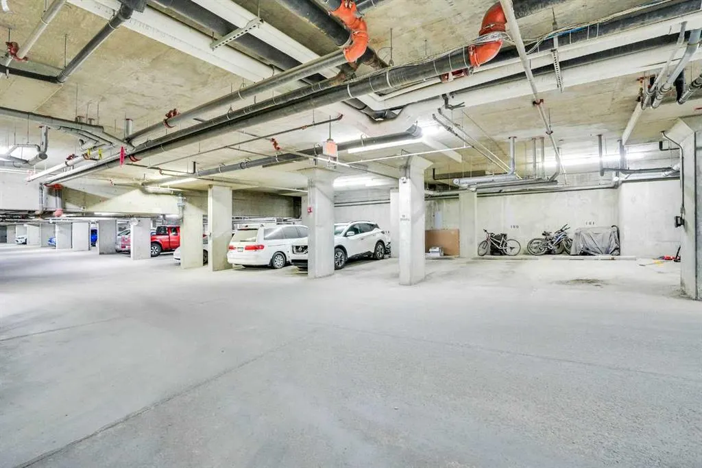 7180 80 Avenue NE, #220