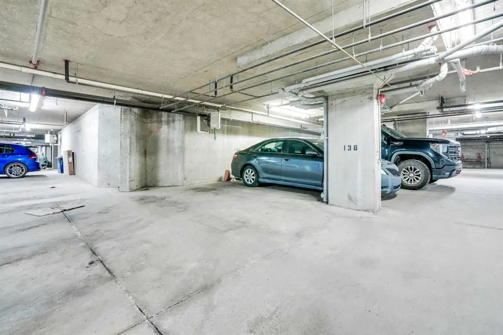 7180 80 Avenue NE, #220