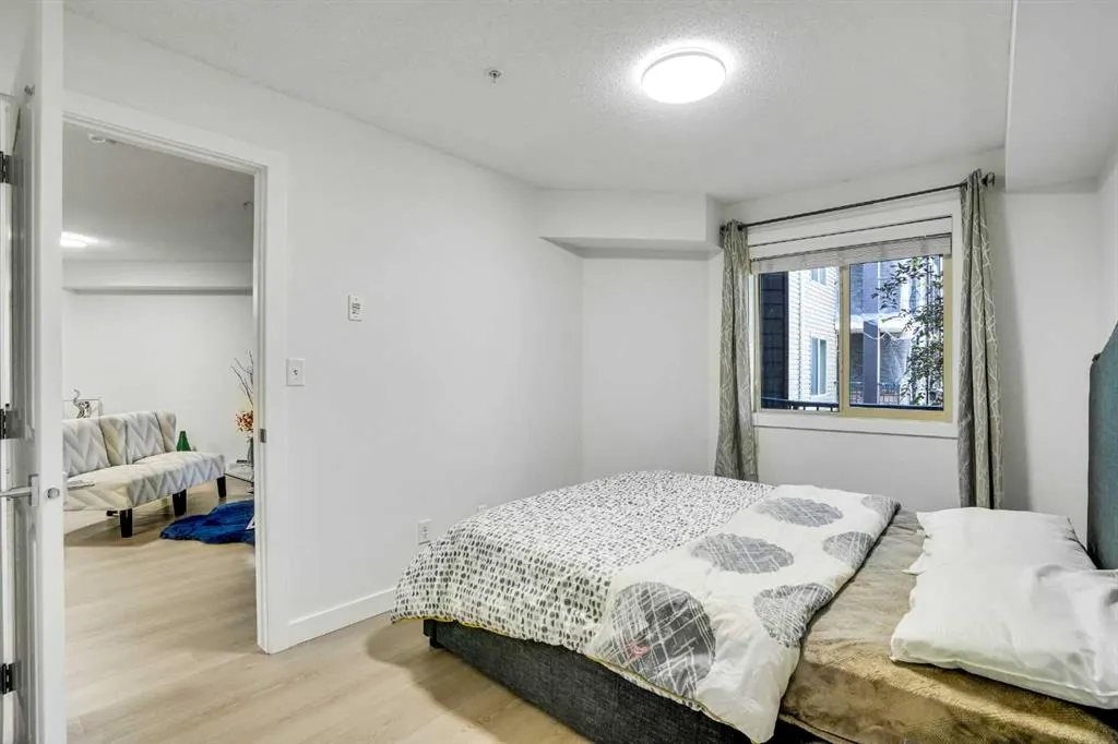 7180 80 Avenue NE, #220