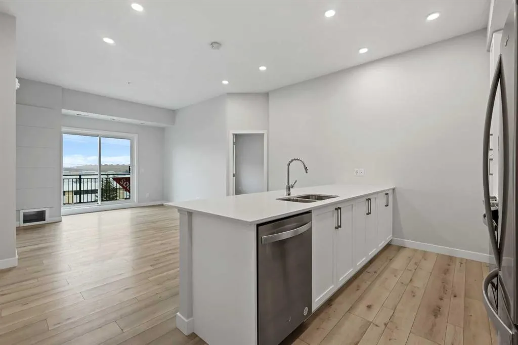 255 Les Jardins Park SE, #423