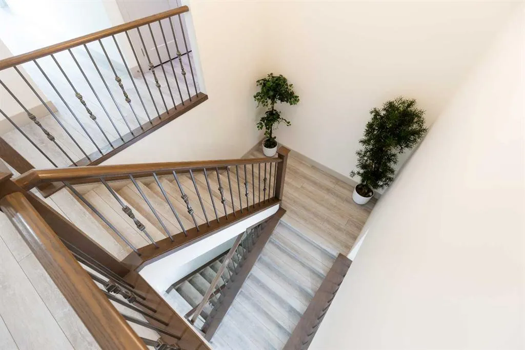 22 Legacy Woods Crescent SE