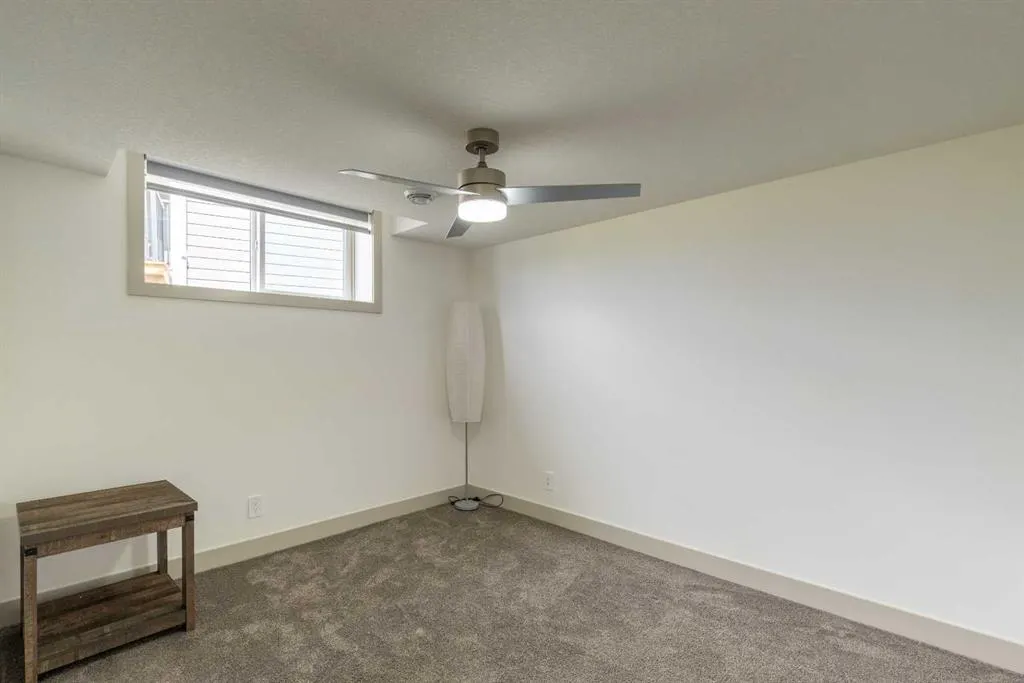 22 Legacy Woods Crescent SE