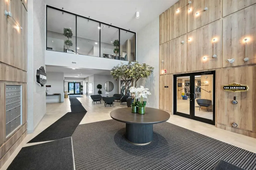 255 Les Jardins Park SE, #422