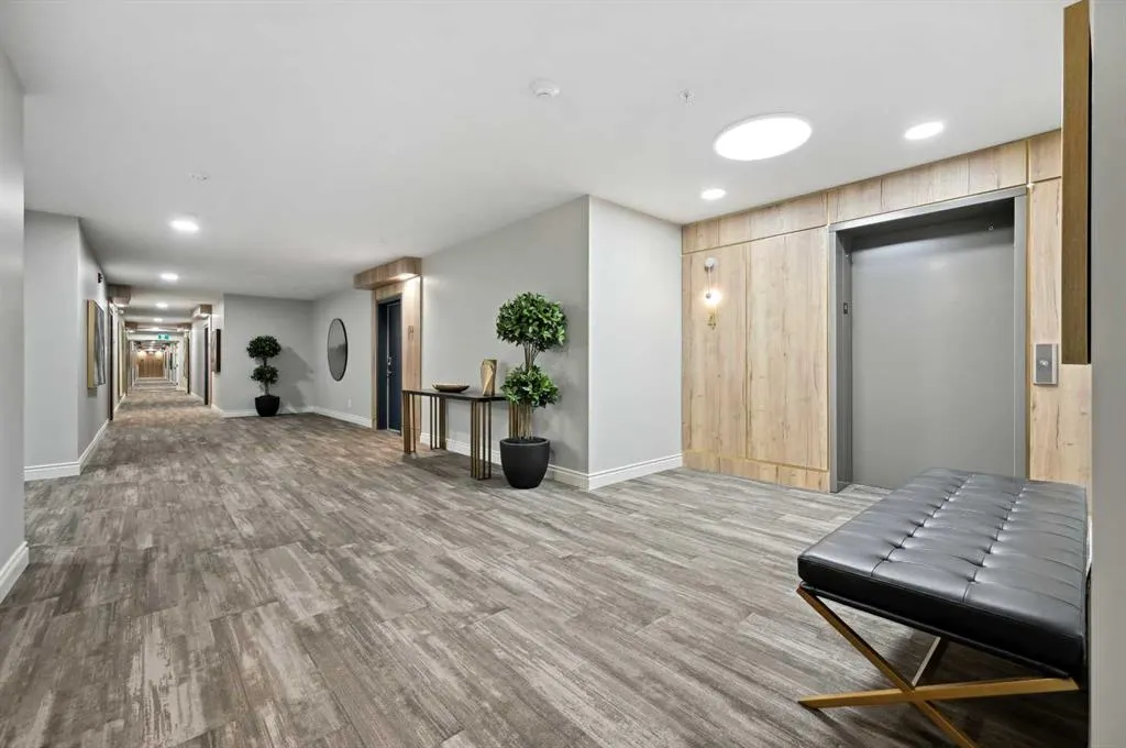 255 Les Jardins Park SE, #422