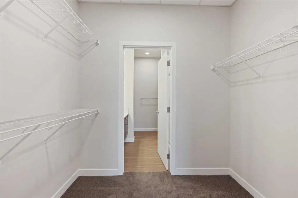 255 Les Jardins Park SE, #422