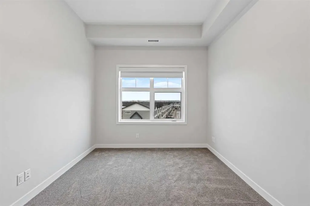 255 Les Jardins Park SE, #422