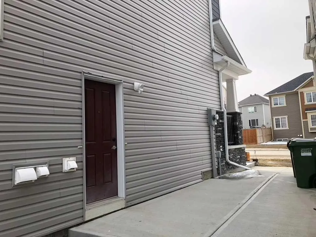 163 Cityside Park NE