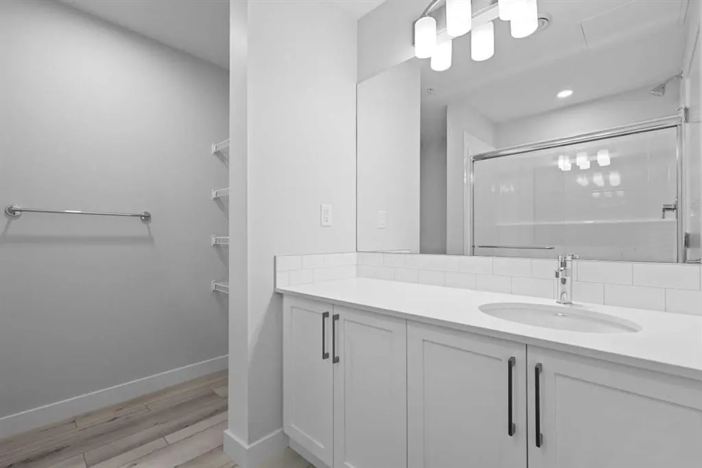 255 Les Jardins Park SE, #310