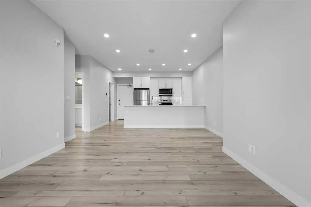 255 Les Jardins Park SE, #310