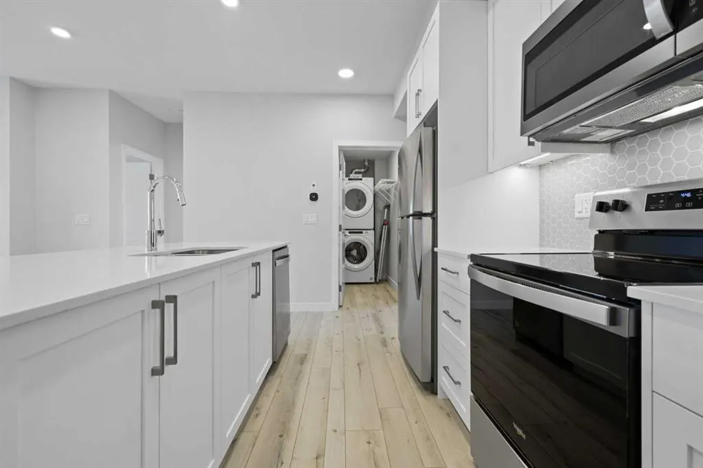 255 Les Jardins Park SE, #310
