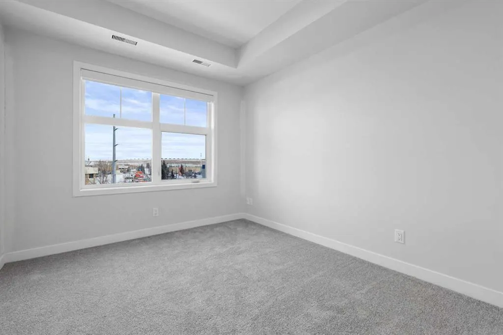 255 Les Jardins Park SE, #310