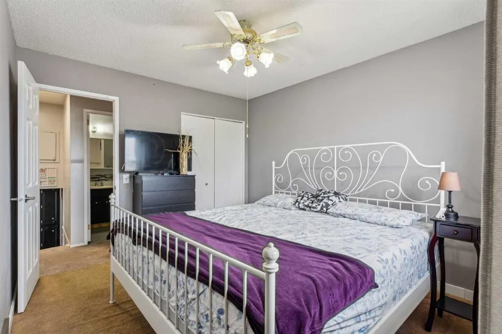 32 Tararidge Drive NE